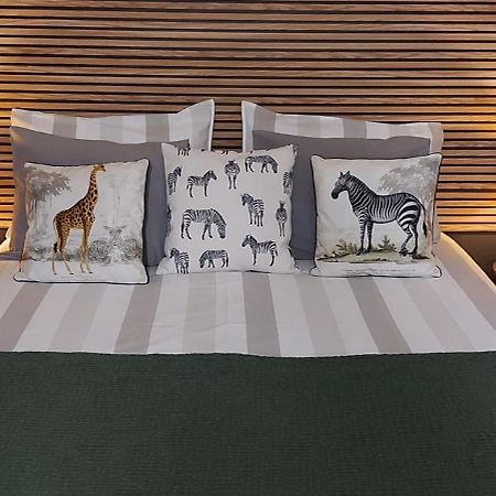 Stone House Premium Suite Porrino Bagian luar foto